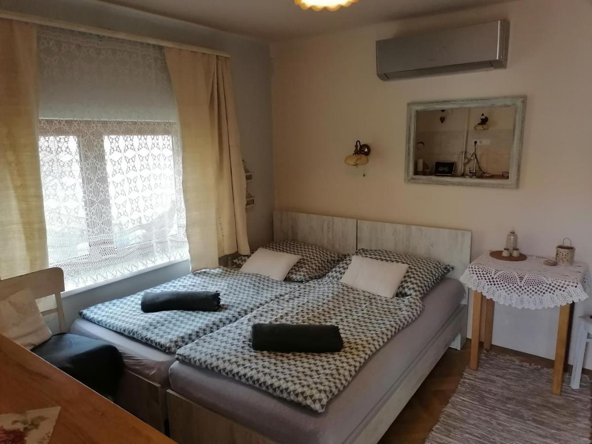 Míves Vendégház Pogány Extérieur photo