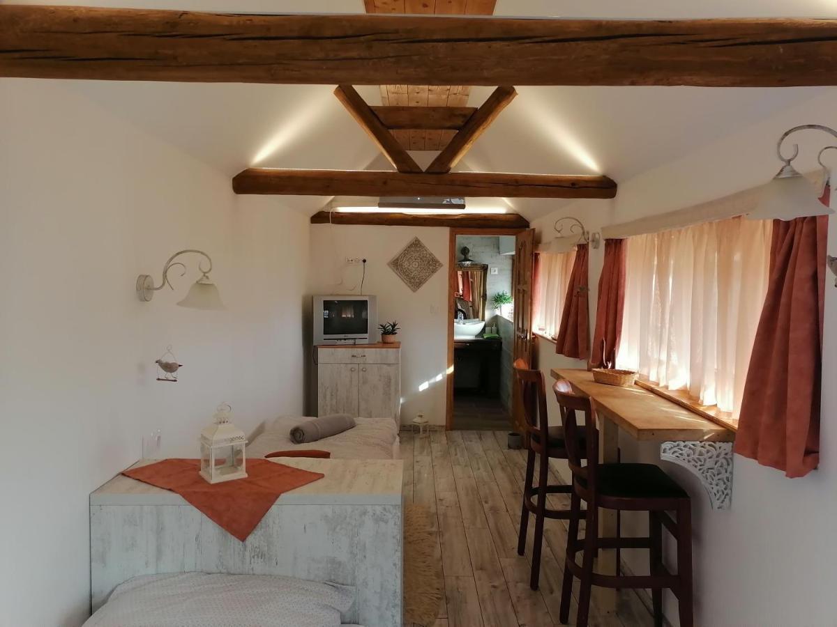 Míves Vendégház Pogány Extérieur photo