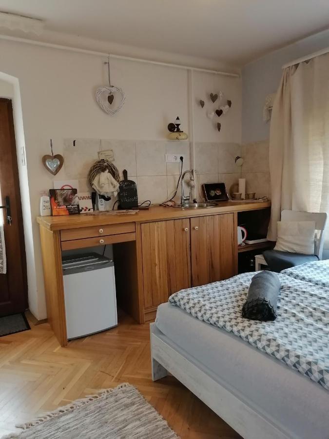 Míves Vendégház Pogány Extérieur photo