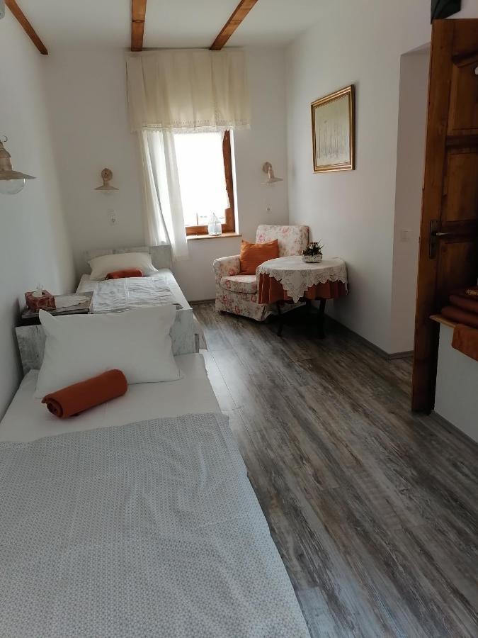 Míves Vendégház Pogány Extérieur photo