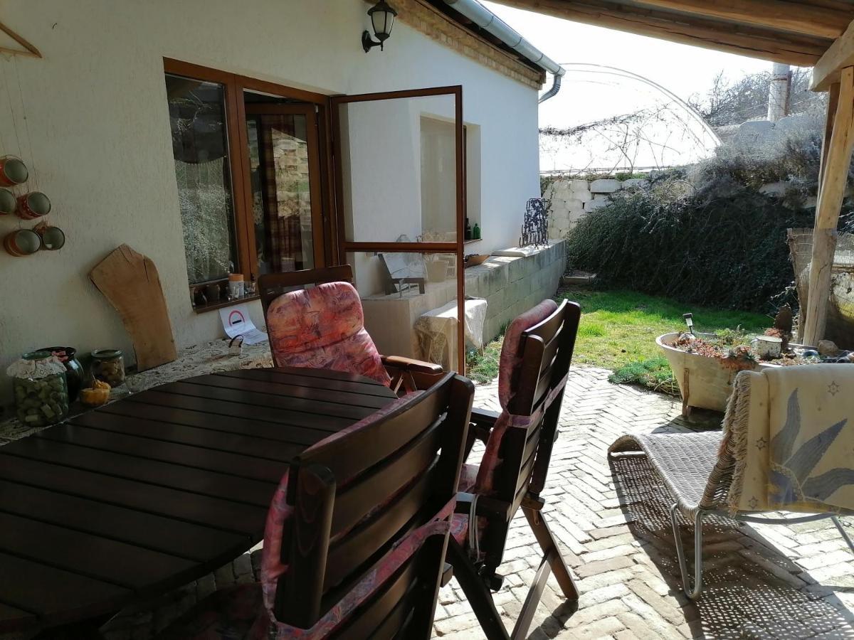 Míves Vendégház Pogány Extérieur photo
