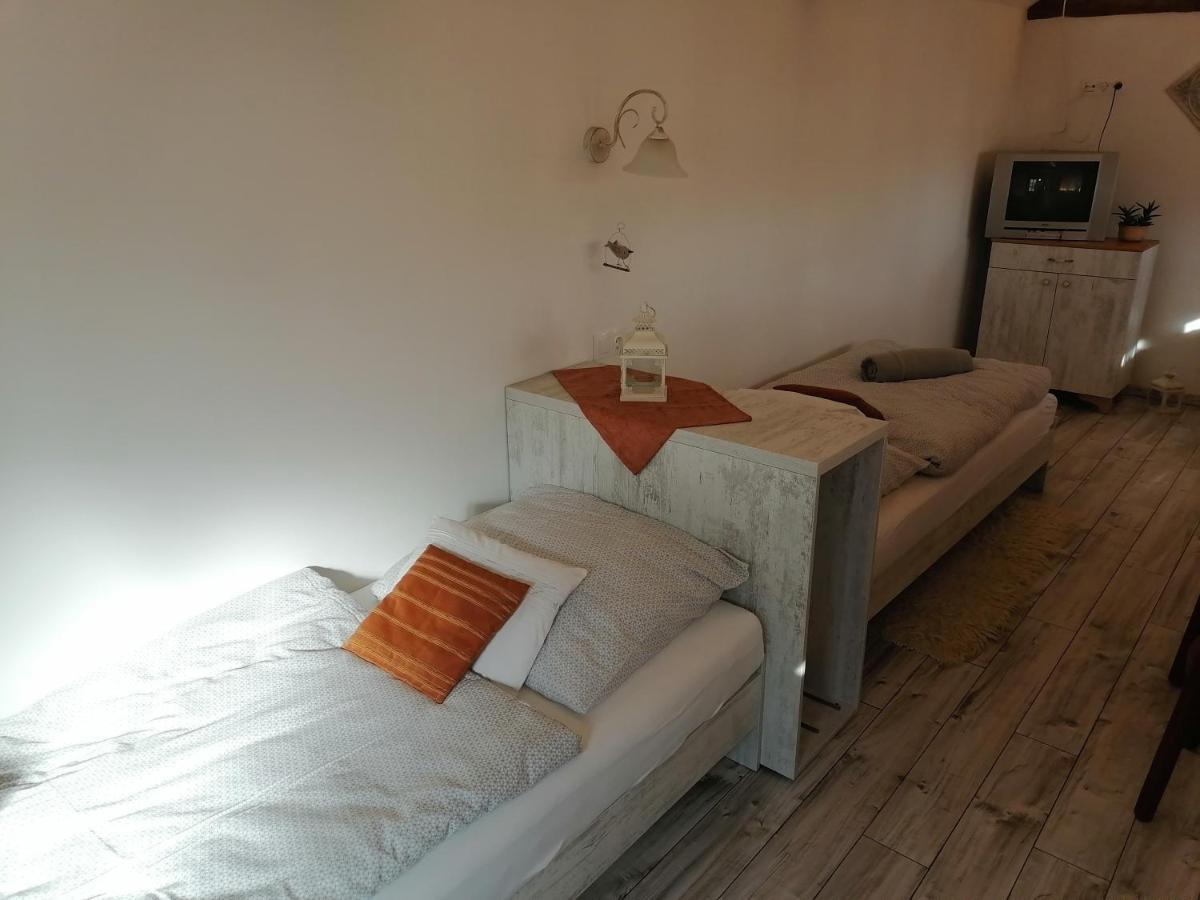 Míves Vendégház Pogány Extérieur photo