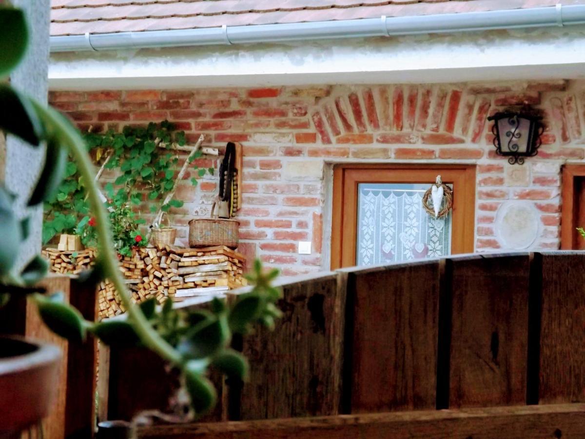 Míves Vendégház Pogány Extérieur photo